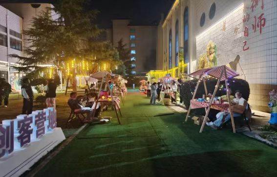 aaf00fb2242240eb0fd22def0cf408bb